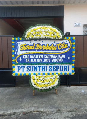 Papan Bunga Duka di Dolok Sigompulon