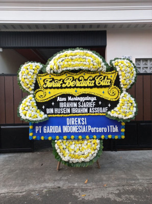 Papan Bunga Duka di Dolok Sigompulon
